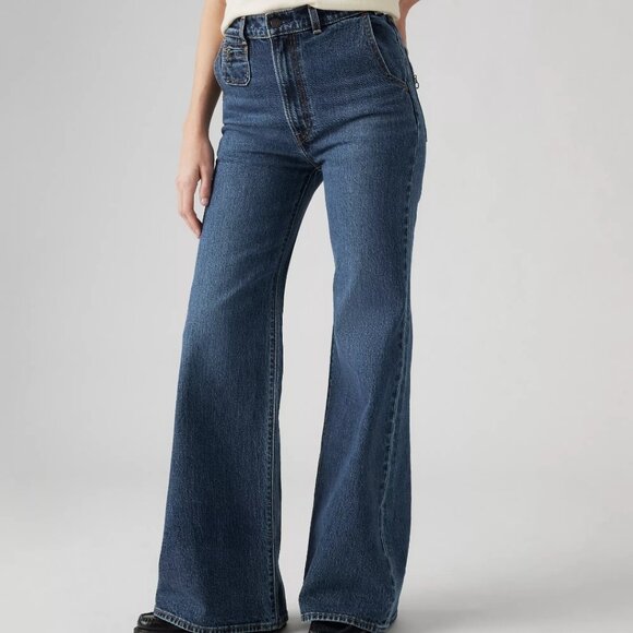 Levi's Ribcage Bell Vintage Women's Jeans - Picture 2 of 14